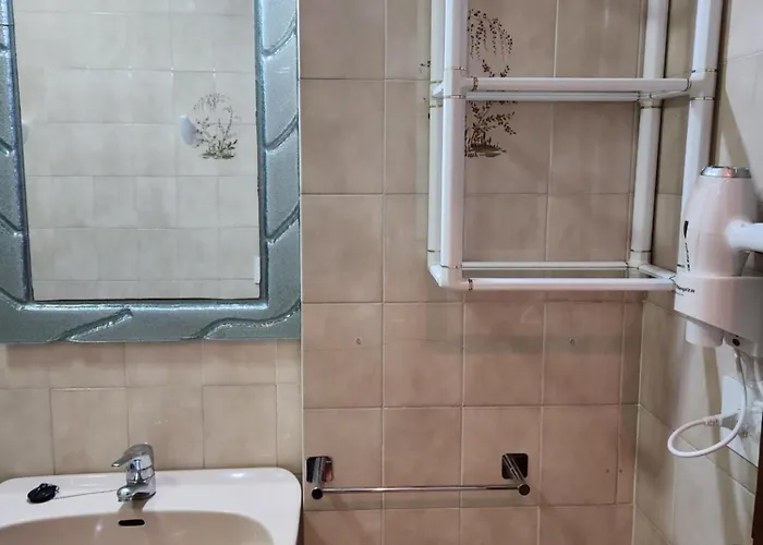 Maresto Calle Levante Σαλού